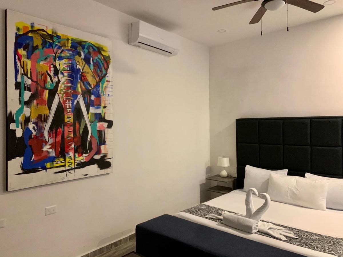 Silversands Hotel Boutique - 5Th Ave Плая-дель-Кармен Экстерьер фото